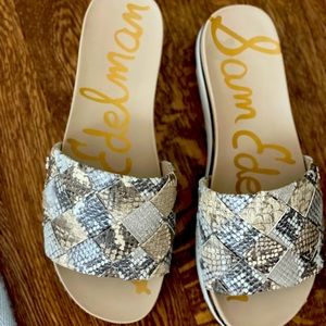Sam Edelman slides size 7